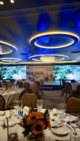 Σκηνή με LED wall για εταιρική εκδήλωση στο ξενοδοχείο Divani Caravel